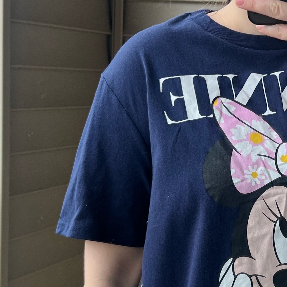 🆕🦋 Disney Minnie Mouse Graphic T-Shirt Navy Blue Short Sleeve Tee Size XL Casual - Picture 4 of 7